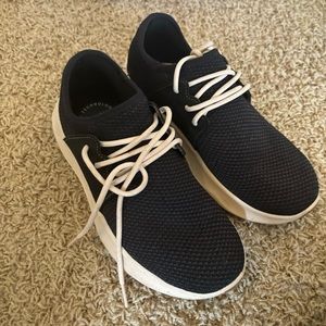 Size 7 Vessi waterproof shoes